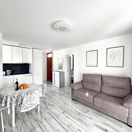 Modern Americas Troya Apartament *