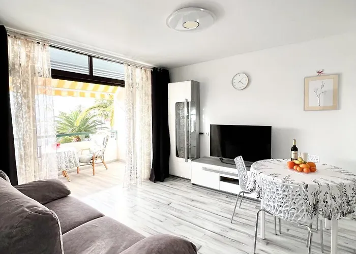 Modern Americas Troya 아파트