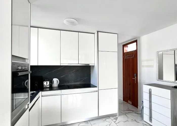 Modern Americas Troya * 아데제