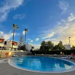 Modern Americas Troya *