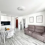 Modern Americas Troya شقة *